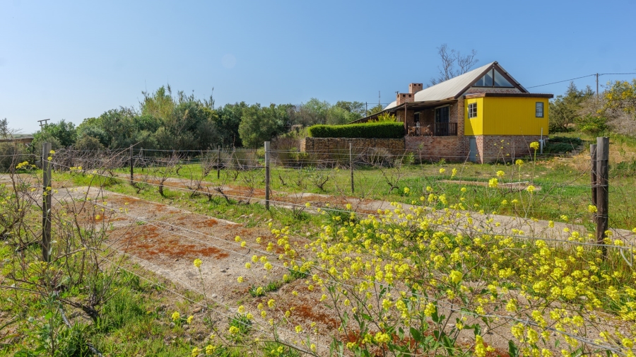 2 Bedroom Property for Sale in Napier Western Cape